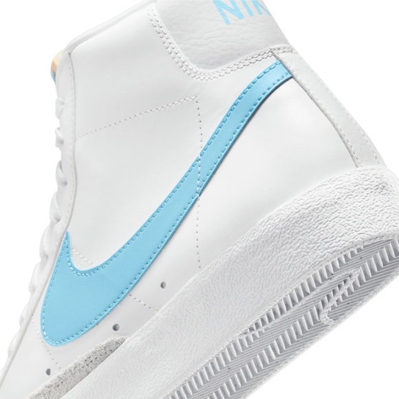 Nike Men’s BLAZER MID '77 VNTG

Style BQ6806-126 Sneakers - Picture 15 of 16